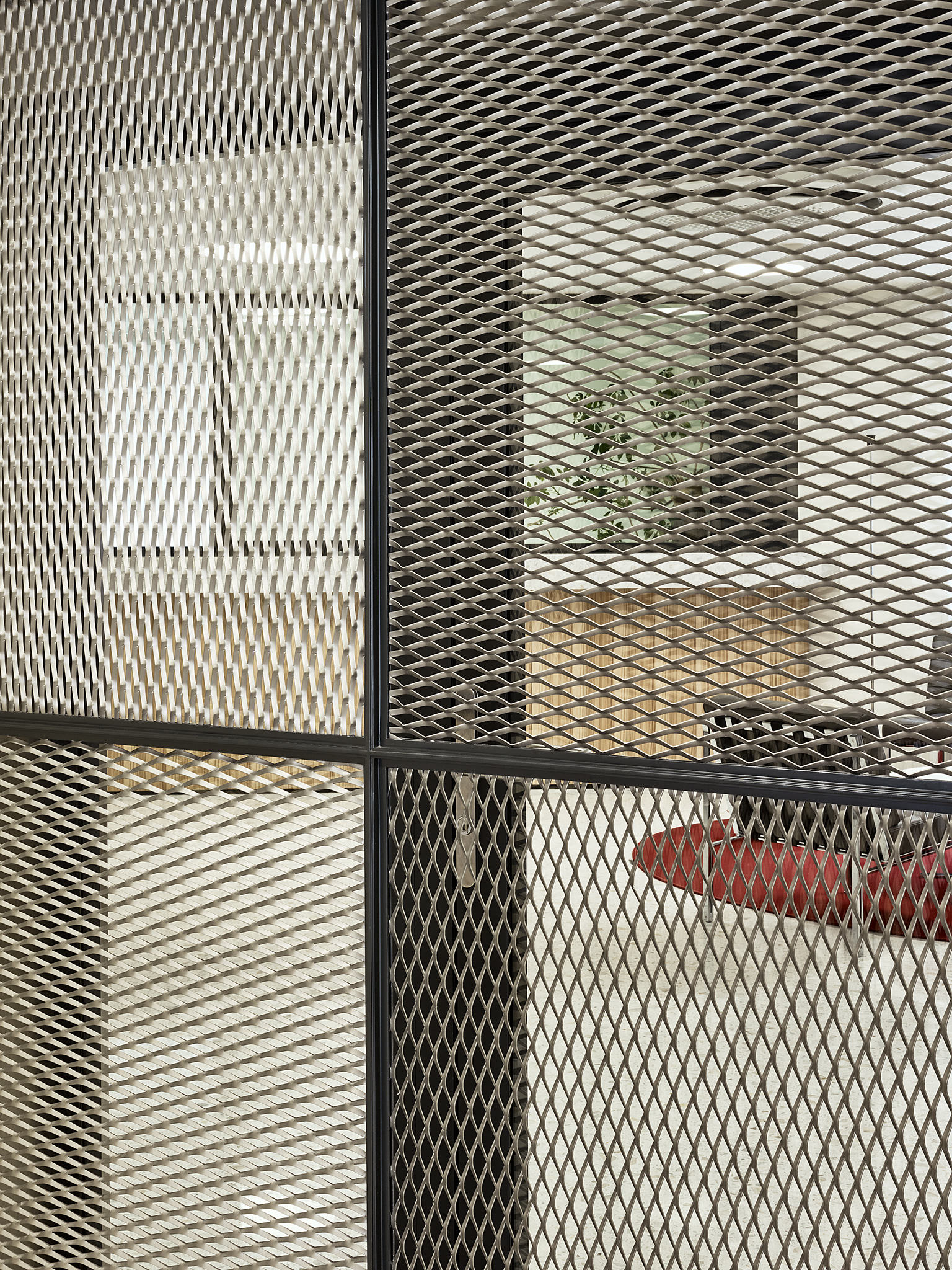 E17631 · Swiss Consulate Mumbai